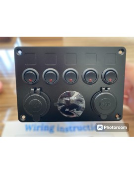 5'li USB'li Işıklı Voltmetreli Çakmaklıklı Switch Panel 000307